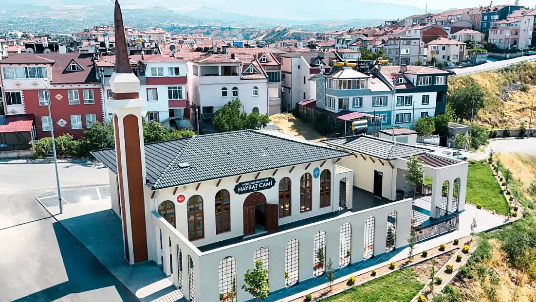 Kayseri’de dikkat çeken cami açıldı: 13 hayırseverin emeğiyle tamamlandı