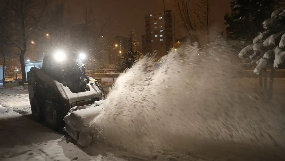 Kayseri'de ekiplerden 24 saatlik mesai!