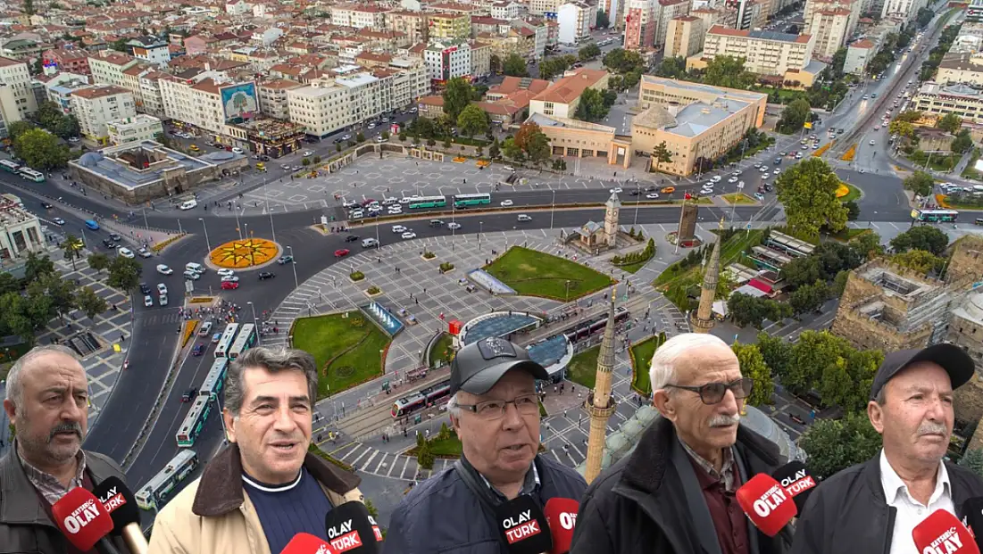 Kayseri’de emekliler maaşlarını değerlendirdi: Ancak hayatta kalıyoruz