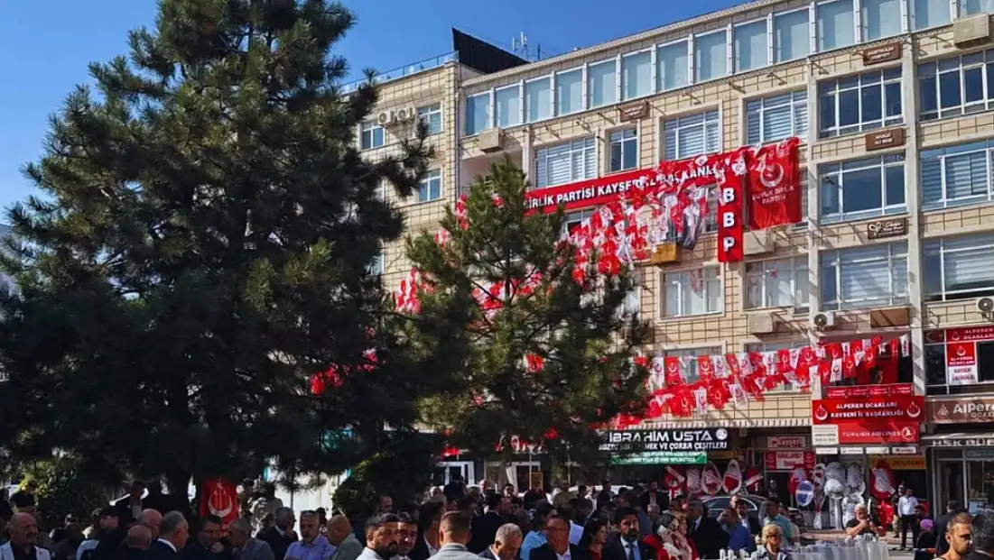 Kayseri’de görevden alınan başkan hakkında flaş açıklama!