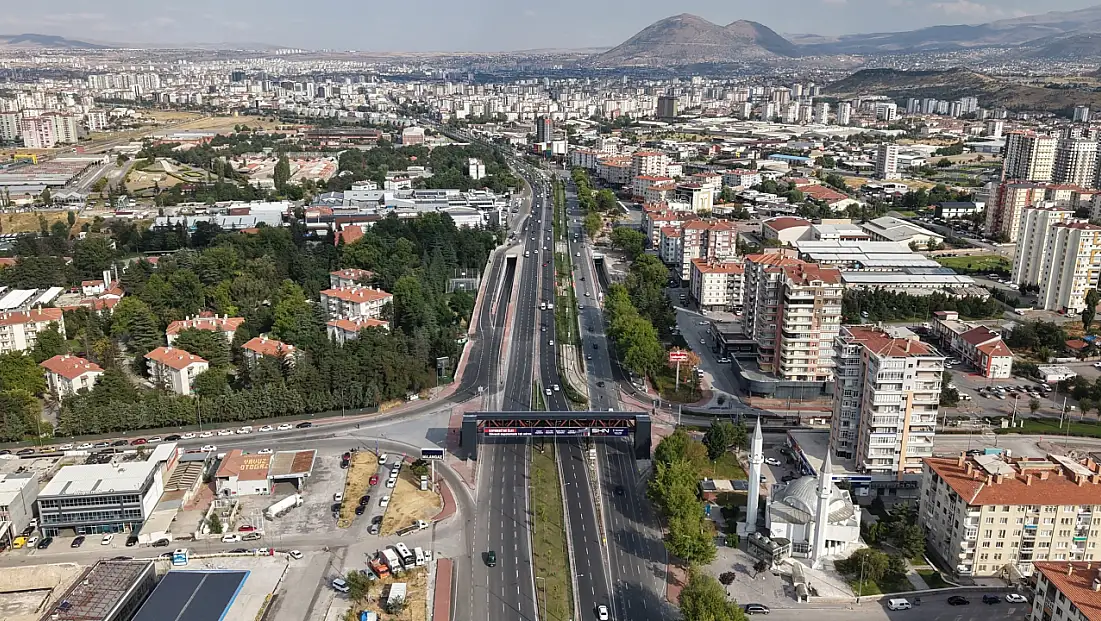 Kayseri’de iki kritik alt geçit açıldı! Trafikte yeni dönem