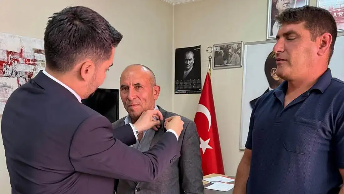 Kayseri'de istifa eden Meclis üyeleri Yeni Parti'ye katıldı