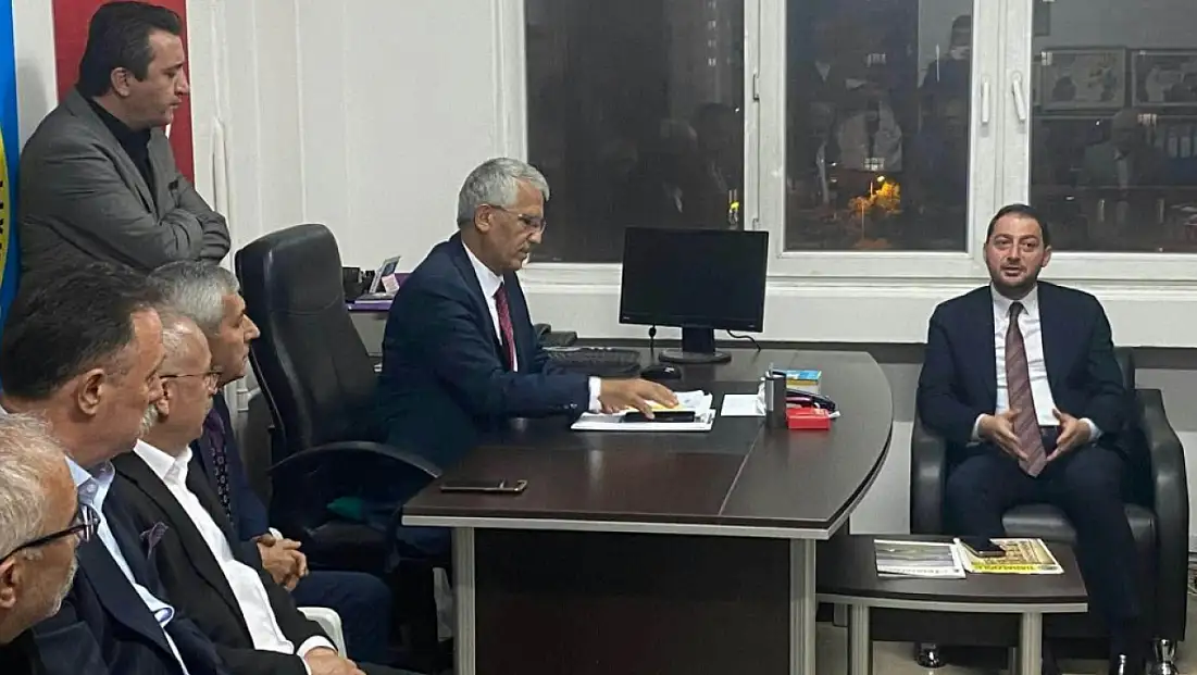 Kayseri'de MHP heyetinden vakıf ziyareti