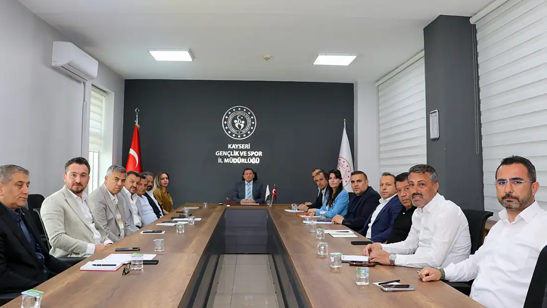 Kayseri'de Müdürler toplandı