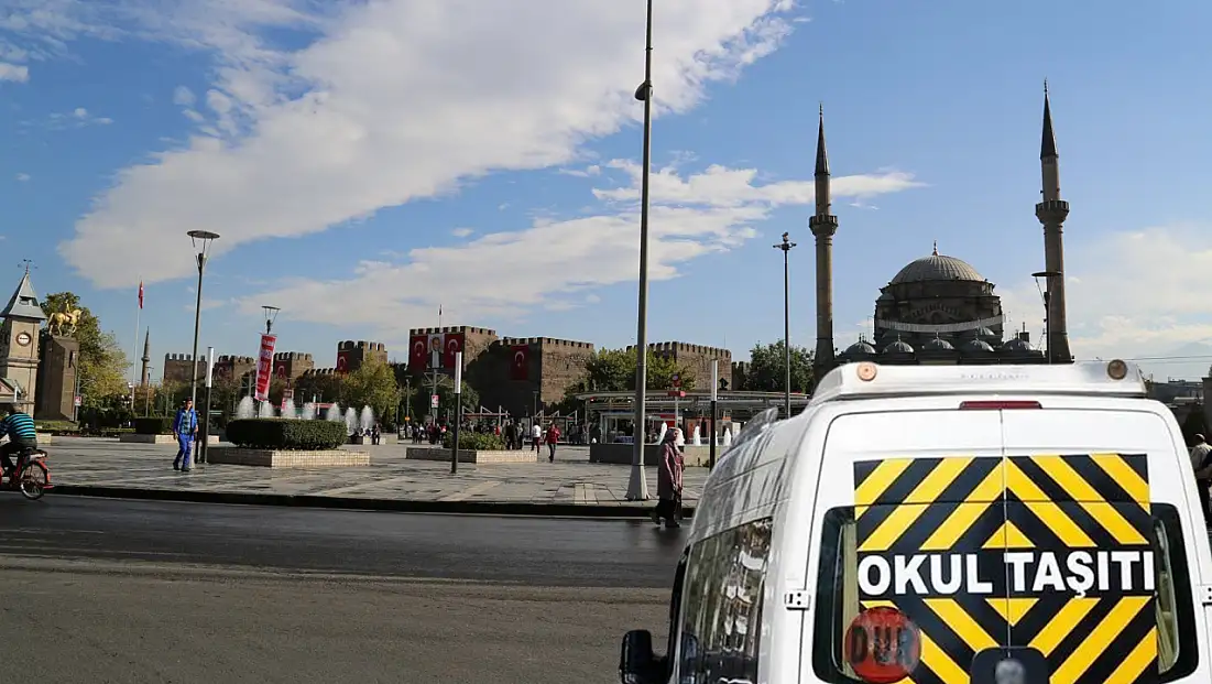 Kayseri'de öğrenci servis ücretleri zamlanıyor! 'Güncelleme' yola çıktı