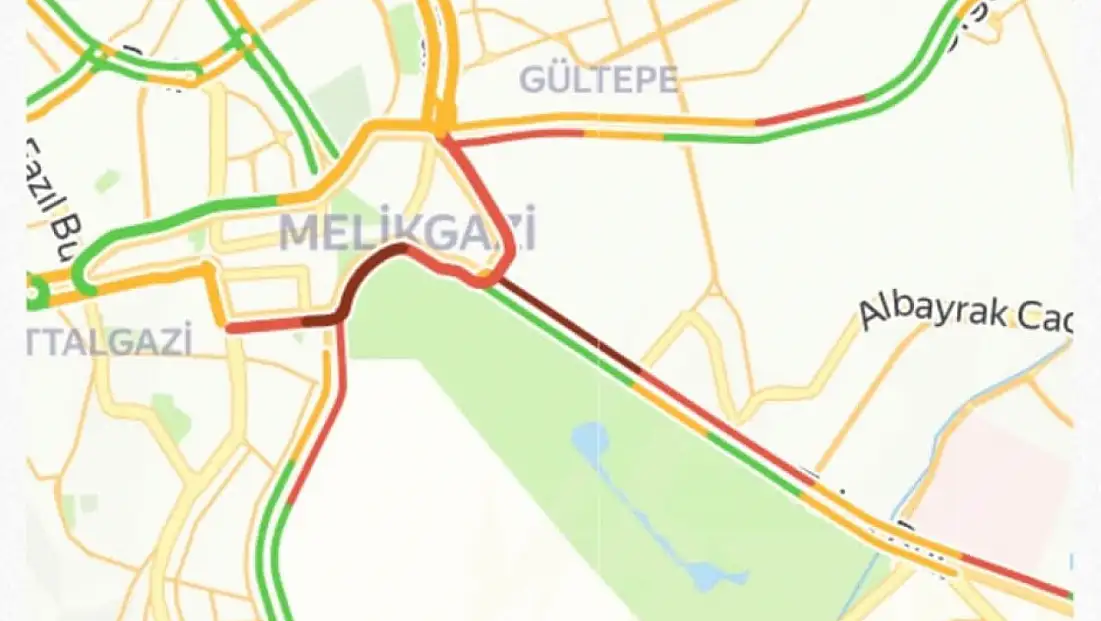 Kayseri’de okullar açıldı! Trafik kilitlendi