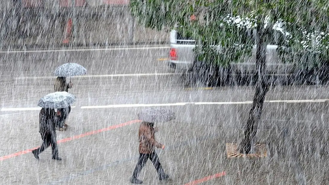 Kayseri’de pazar planı yapanlar dikkat! Meteoroloji saat vererek uyardı!