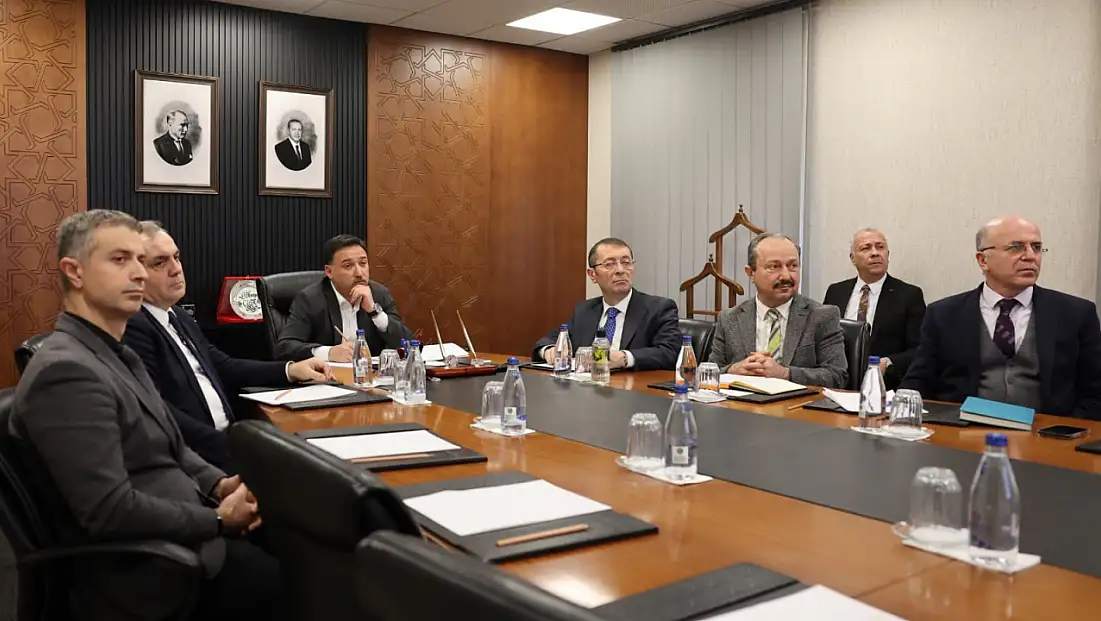 Kayseri’de sağlık hizmetleri masaya yatırıldı