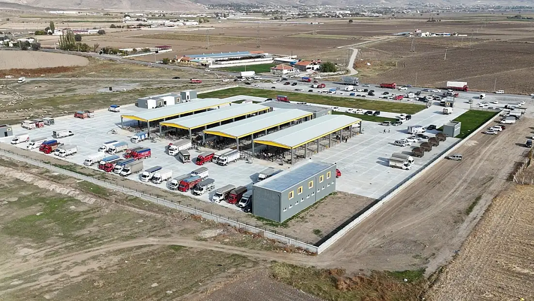 Kayseri’de şap hastalığına karşı yeni tedbir: Hayvan pazarı kapatıldı
