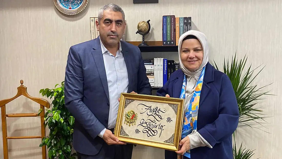 Kayseri'de Sendika Başkanından, AK Parti Milletvekili Ayşe Böhürler'le ilgili dikkat çeken açıklama!