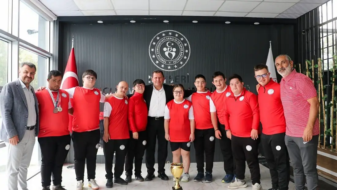 Kayseri’de sporun birleştiren gücü: Şampiyonlar buluştu
