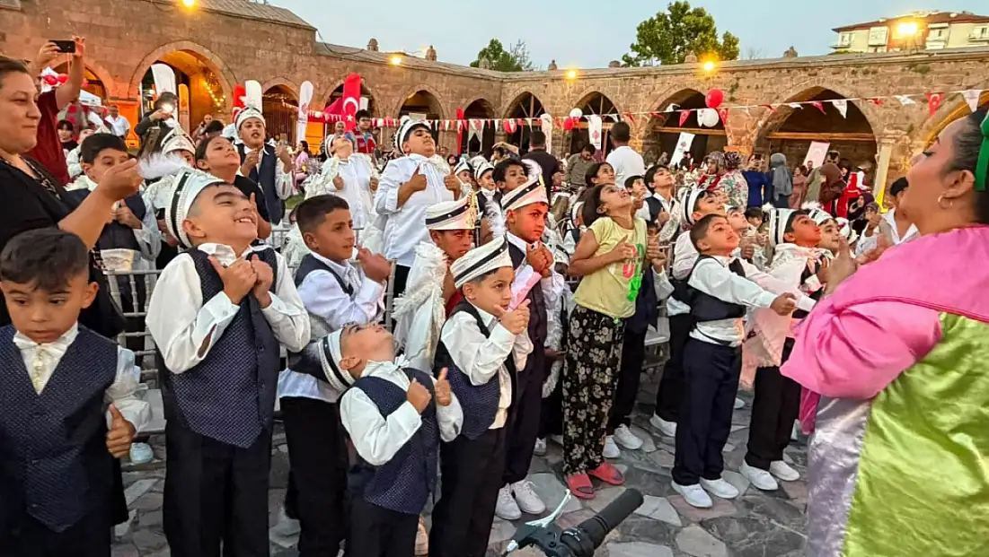 Kayseri'de toplu sünnet şöleni