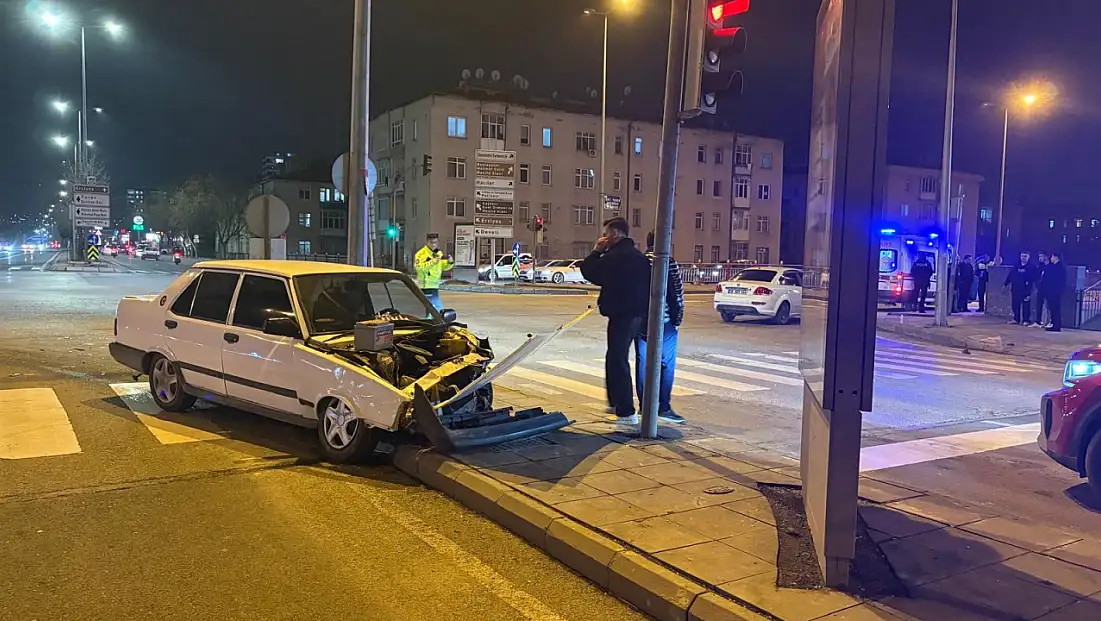Kayseri'de trafik kazası ucuz atlatıldı