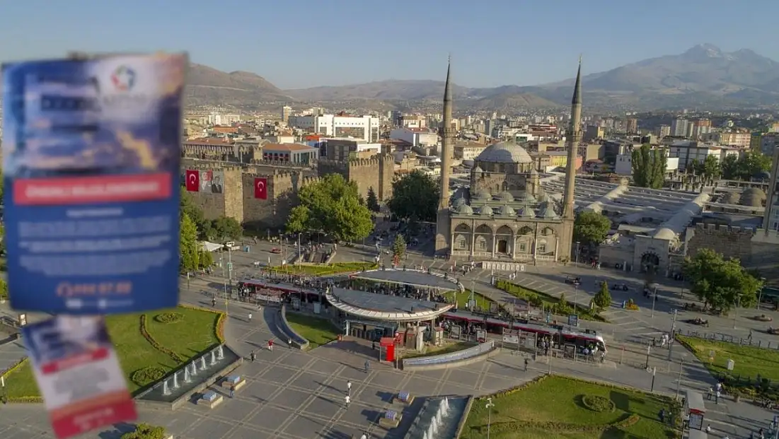 Kayseri’de yaşayanlar dikkat! Binalara uyarı asıldı, baştan sona değişecek