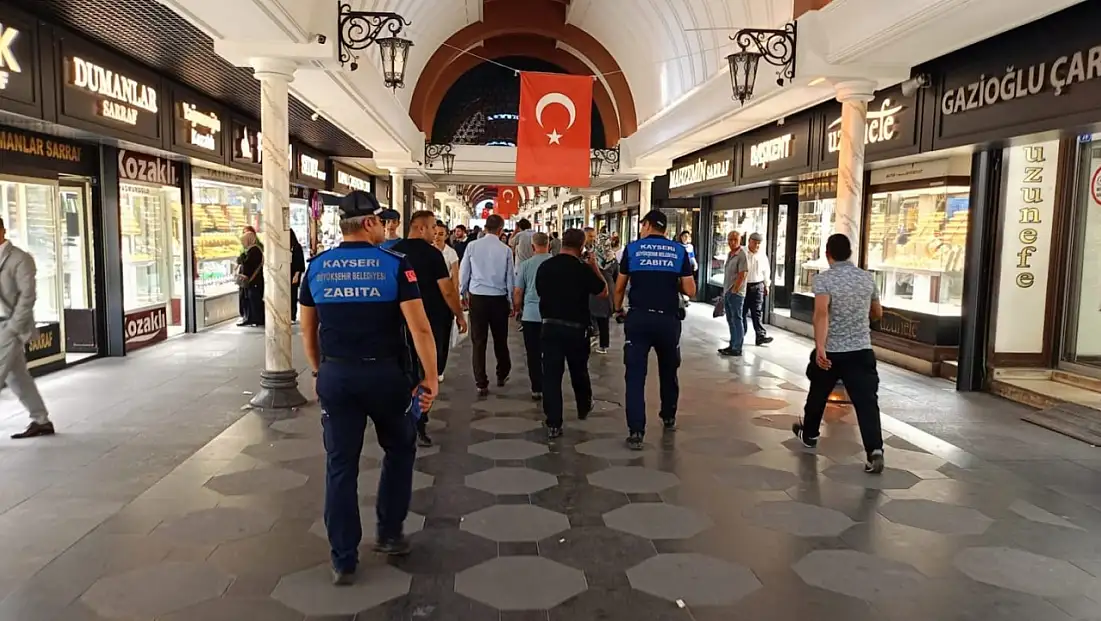 Kayseri'de zabıta ekiplerinden yoğun mesaisi