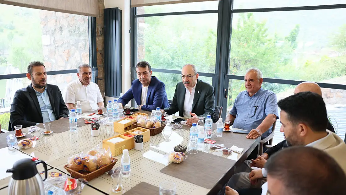 Kayseri'deki iş adamları ortak akıl için buluştu!