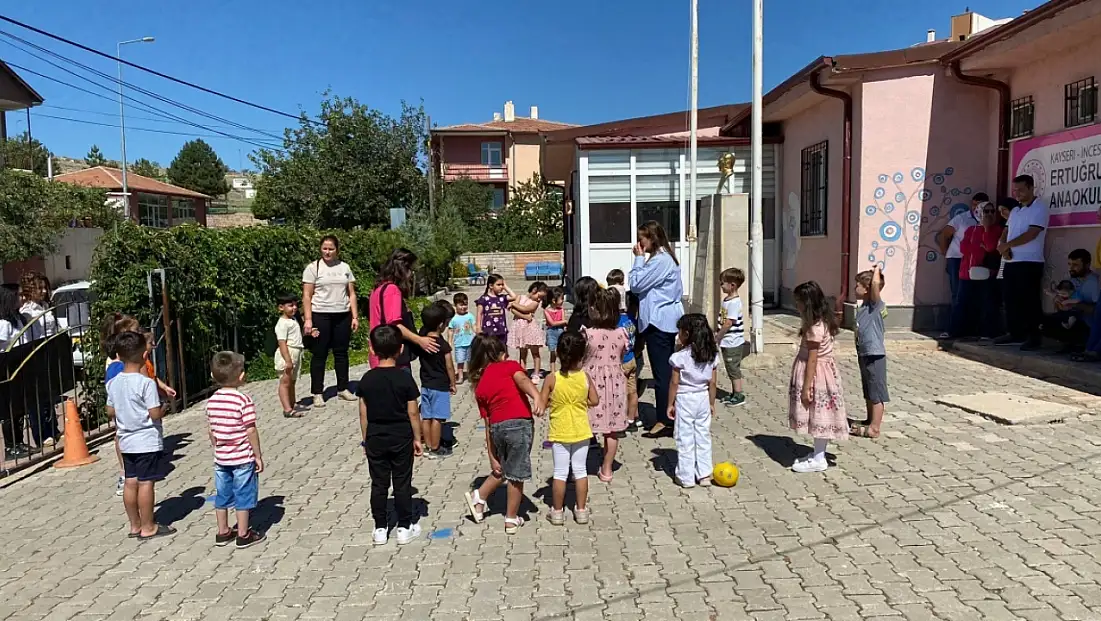 Kayseri’deki okula İstanbul'dan ödül