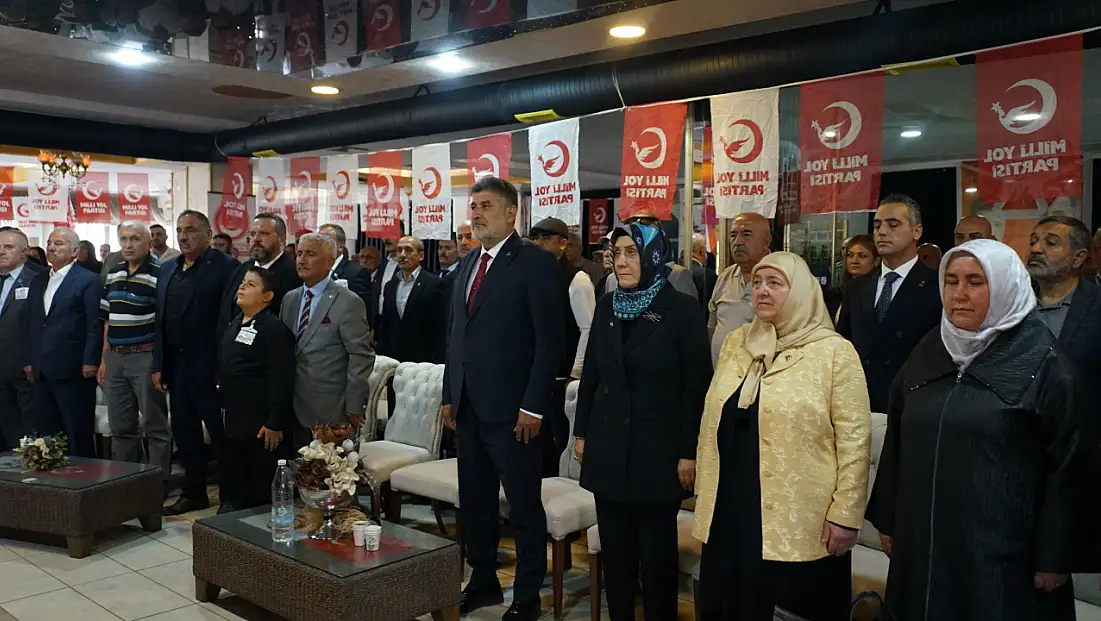Kayseri'deki siyasi parti temsilcileri bu kongrede buluştu!