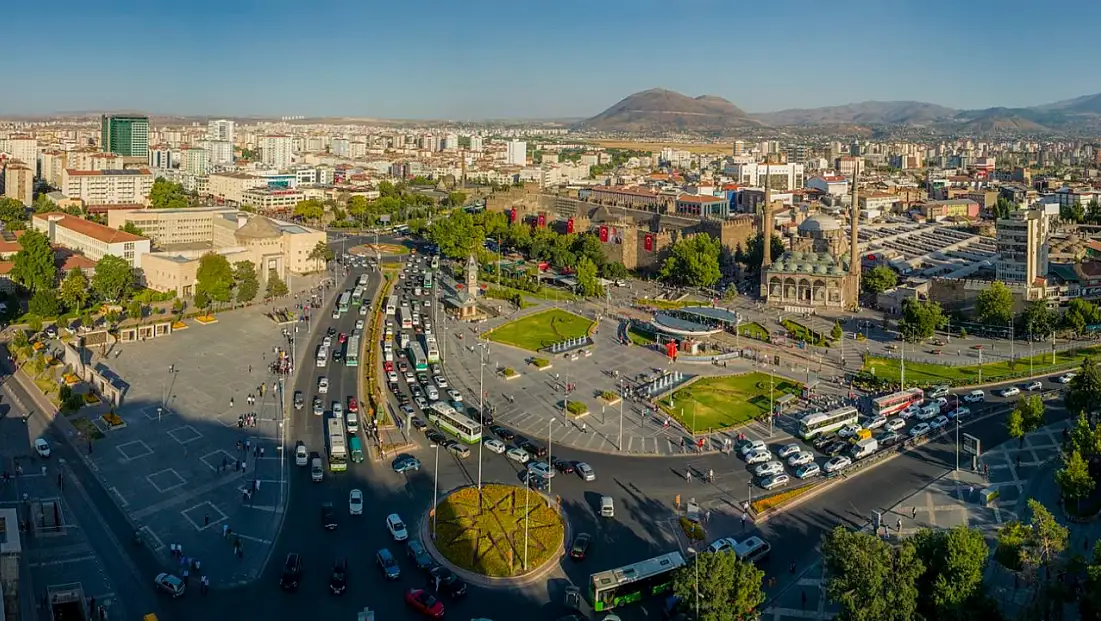 Kayseri'deki sürücüler dikkat! O yol saat 10.00'da trafiğe kapatılacak
