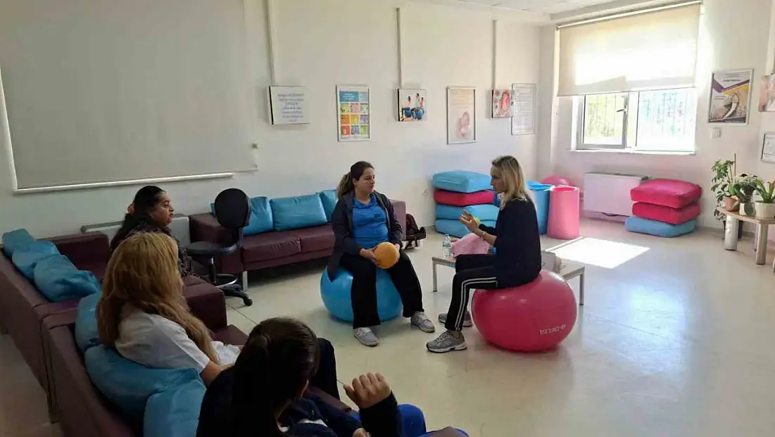 Kayseri’de anne adayları ve yakınlarına doğum eğitimi!