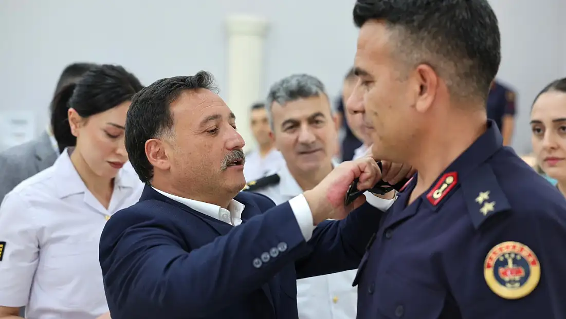 Kayseri İl Jandarma Komutanlığı’nda anlamlı tören: Rütbeler takdim edildi