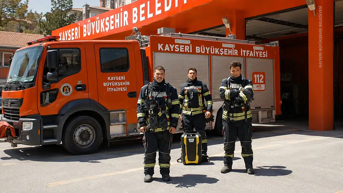 Kayseri İtfaiyesi'nin olay öncesi hazırlığı böyle görüntülendi