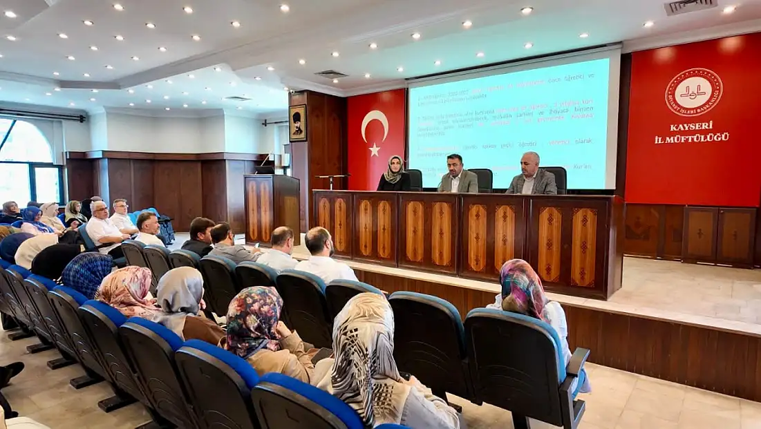 Kayseri Müftülüğü’nde eğitim zirvesi!