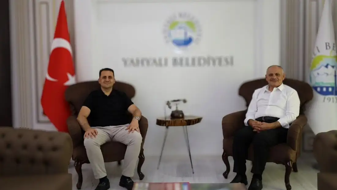 Kayseri’nin eski kaymakamından vefa! Ziyarete geldi
