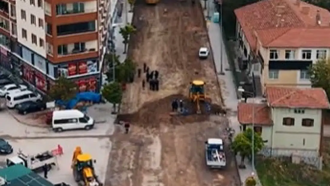 Kayseri'nin o ilçesinde yerin altı da üstü de yenileniyor!