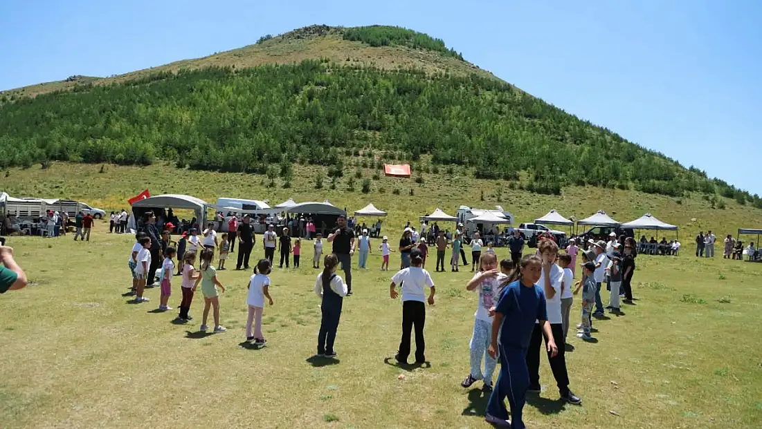 Kayseri’nin tanınan ailelerinden coşkulu şenlik! Akın ettiler