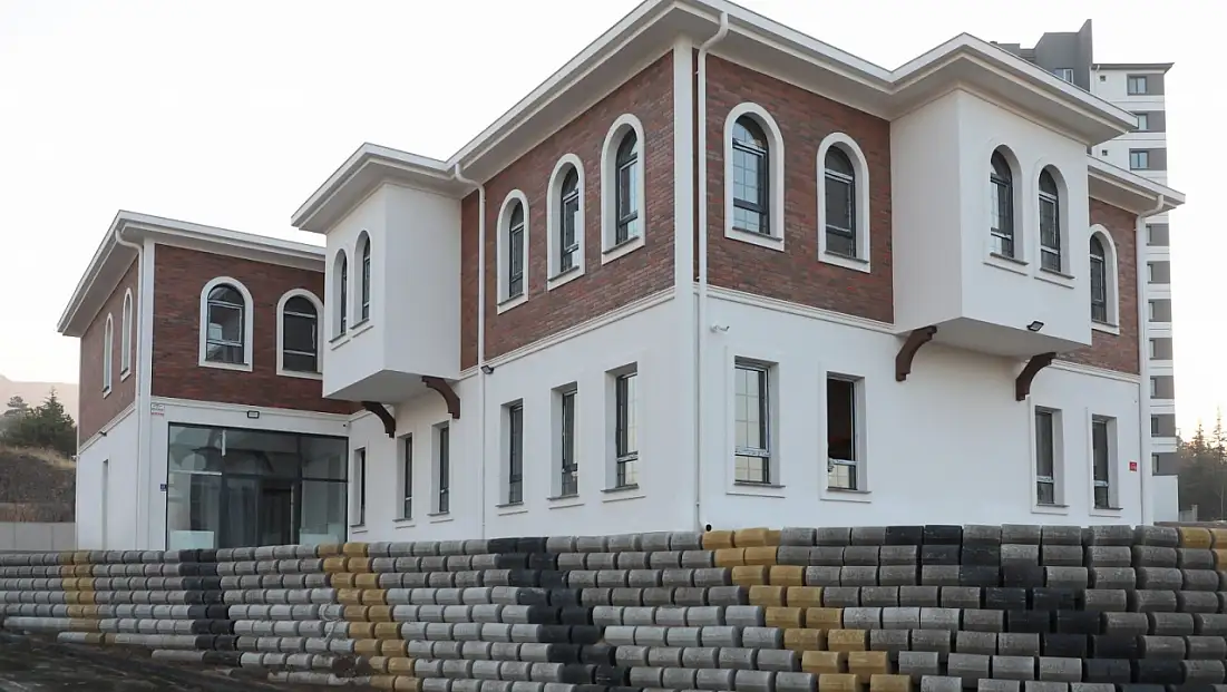 Kayseri'nin yeni Kur'an Kursu'nu başkan inceledi!