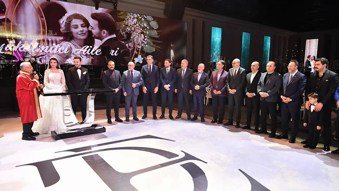 Kayseri protokolü Kilit ve Büyüksimitçi çiftinin mutluluğuna şahitlik etti