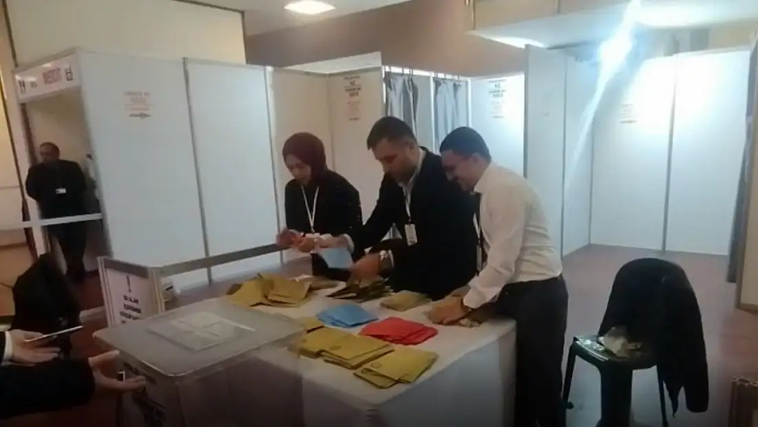 Kayseri Ticaret Odası’nda sandık açıldı, oylar sayılmaya başladı