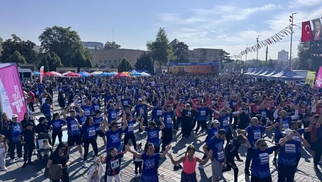 Kayseri Yarı Maratonu'nda 2.7 milyon TL ödül sahiplerini buldu