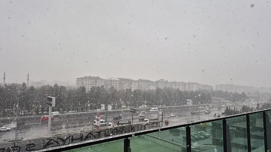 Kayseri’ye kar, yağmur, fırtına uyarısı! Meteoroloji tarih verdi