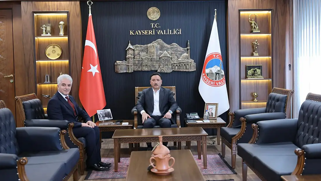 Kayseri’ye veda eden il müdüründen Vali’ye ziyaret