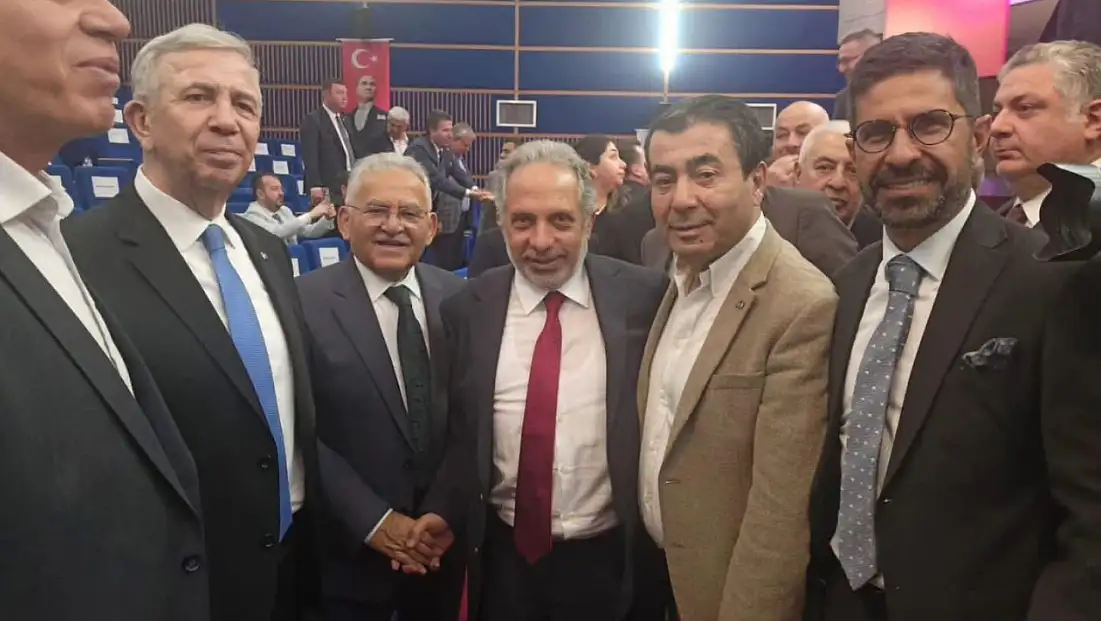 Kayserili Başkanların Mansur Yavaş pozu
