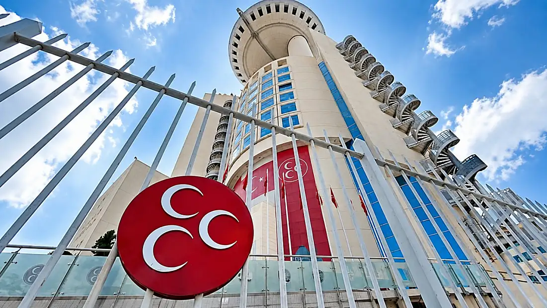 Kayserili genç siyasetçi Ankara’da iki göreve birden seçildi!