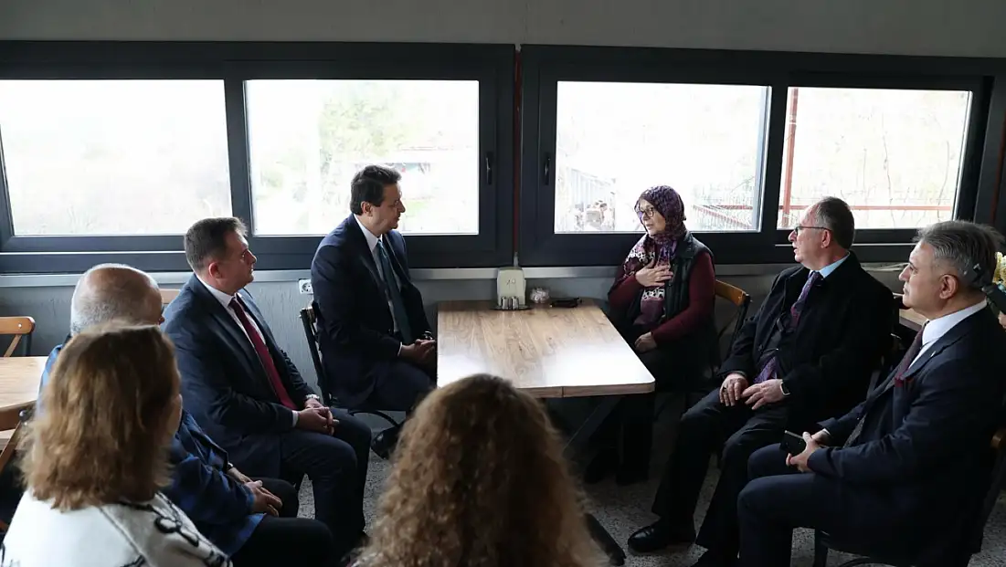 Kayserili Genel Başkandan tutuklu o isme ve ailesine dikkat çeken ziyaret