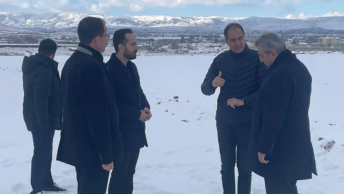 Kayserili Genel Müdür sessiz sedasız Kayseri’ye geldi! Yeni hastanenin yapılacağı alanı inceledi