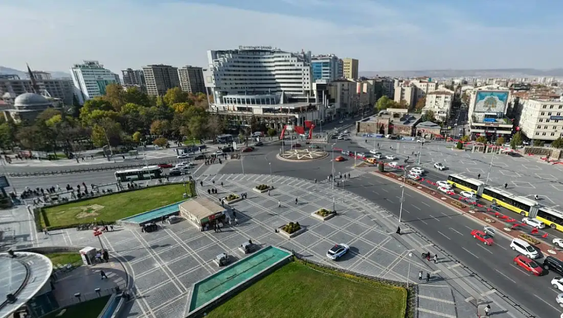 Kayserililer dikkat! Cumhuriyet Meydanı trafiğe kapatılacak
