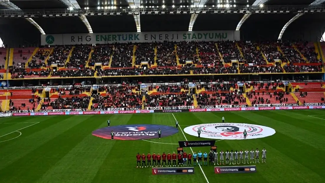 Kayserispor’da sürpriz karar: 3 isim kadroda yok