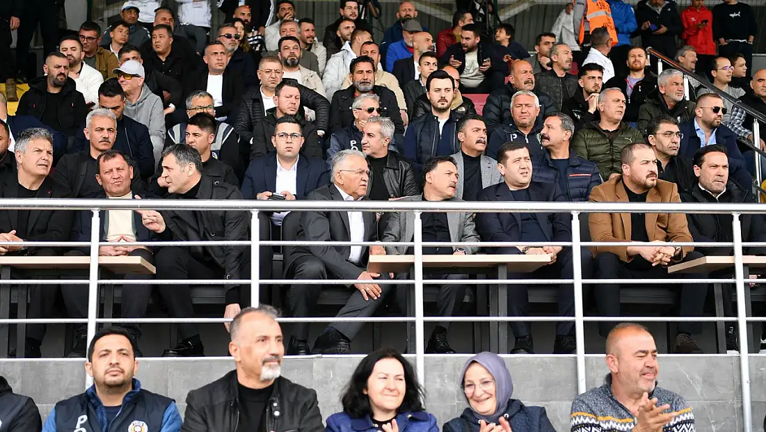 Kayserispor küme düştükten sonra ne diyeceği merak edilen o isim konuştu!