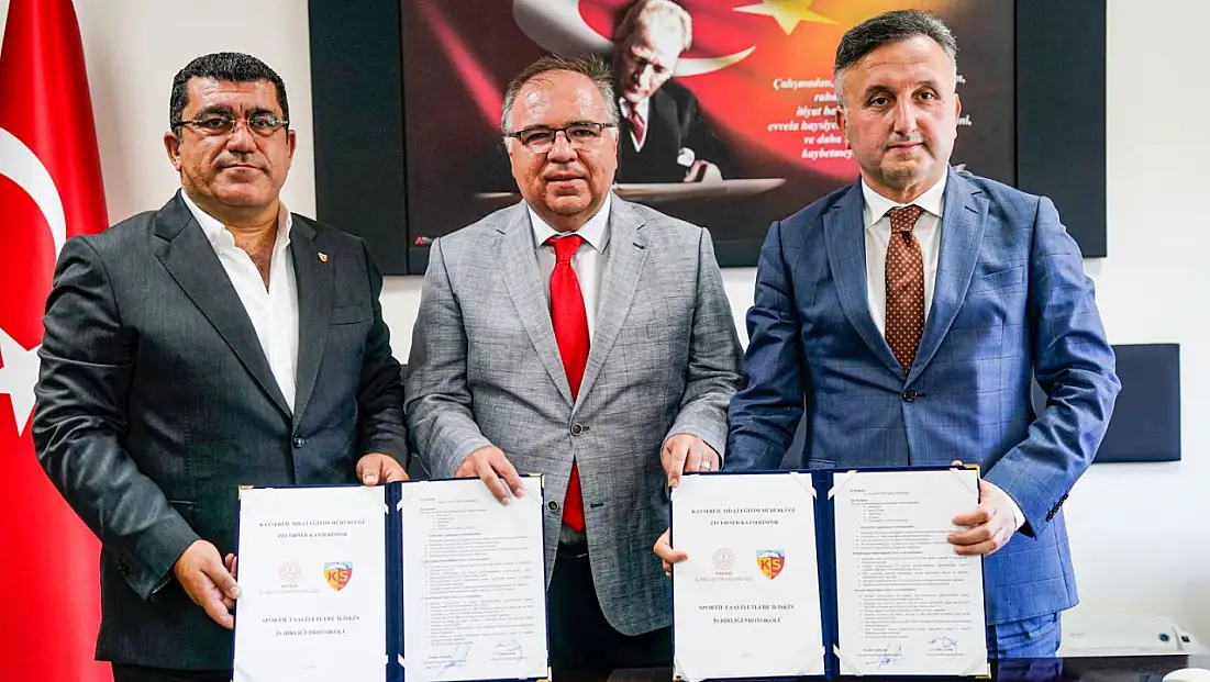 Kayserispor ve Milli Eğitim imzayı attı: Protokolden öğrenciler karlı çıktı