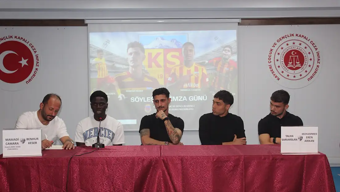 Kayserisporlu futbolculardan çocuk hükümlülere anlamlı ziyaret