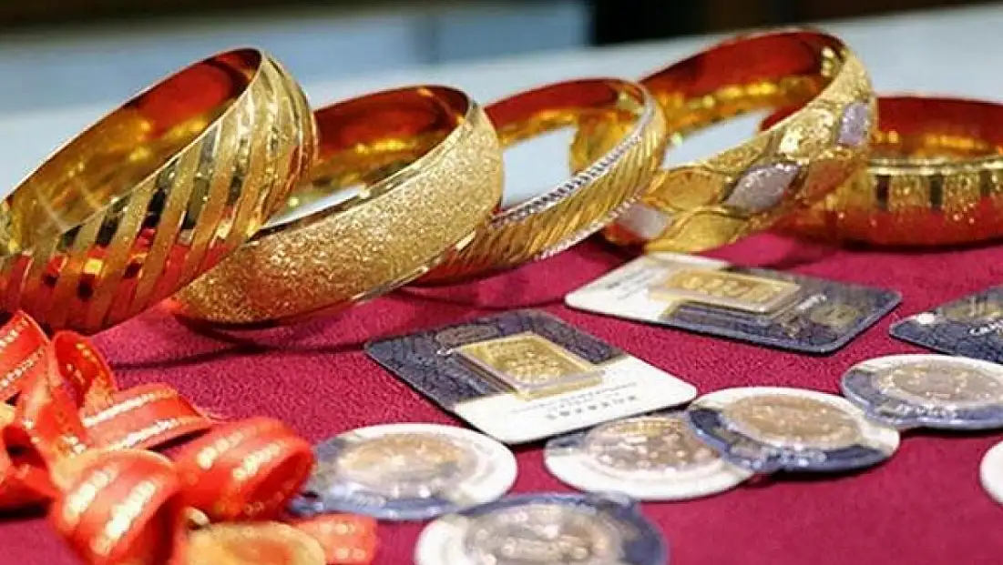 Kazancılar Çarşısı’nda altın fiyatları (13 Ocak 2026)