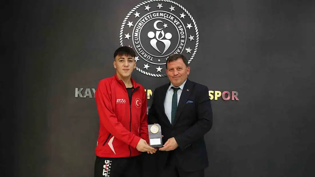 Kayserili sporcu dünya ikincisi oldu!