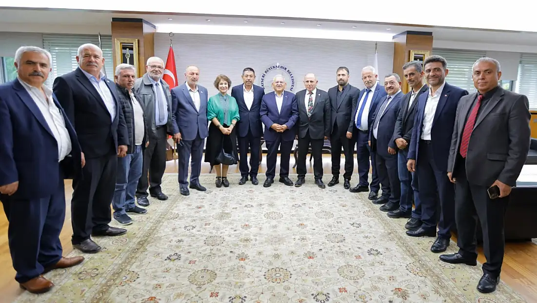 Kocasinan’da kritik toplantı! Muhtarlar taleplerini iletti!