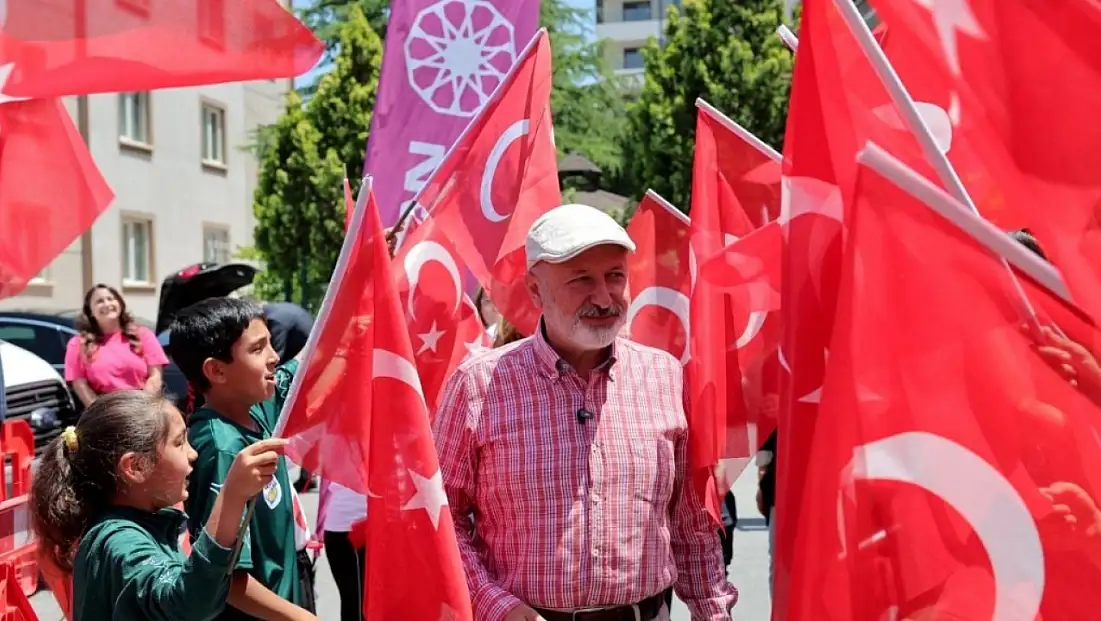 Kocasinan’da okul bahçeleri eğitim yılına hazırlanıyor