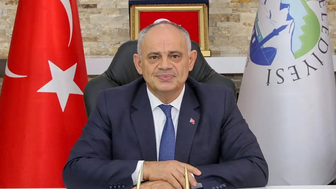 ‘Kurban Bayramı’nın; hanelerimize bereket, gönüllerimize huzur getirmesini temenni ediyorum’